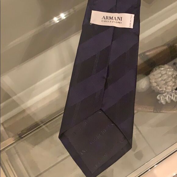 💯armani COLLEZIONI TIE - Picture 3 of 4